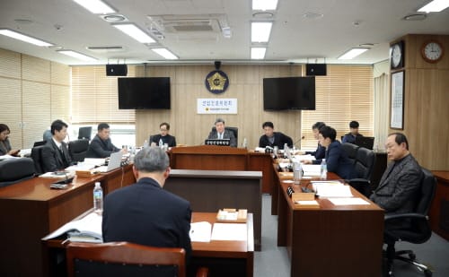 세종시의회 산업건설위원회, 조례안 등 심사 및 업무계획 청취
