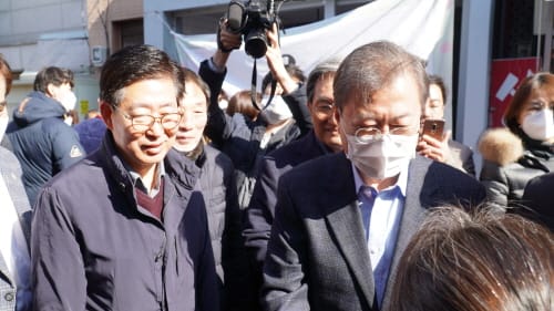 ‘우한 교민 포용’ 아산 찾은 대통령