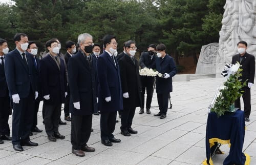“위기 극복하고 새로운 100년 역사 열 것”
