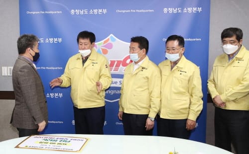 충남도의회 안건해소위, 대구 파견복귀 소방대원 격려