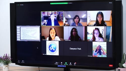 ‘해외학교 친구들과 함께하는 청소년 국제 웨비나’