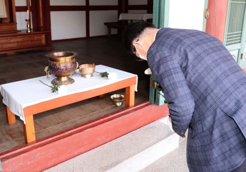 양승조 지사, 김좌진 장군 추모제 참석