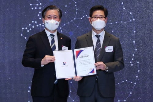 ‘디스플레이 초강국 실현’ 속도낸다