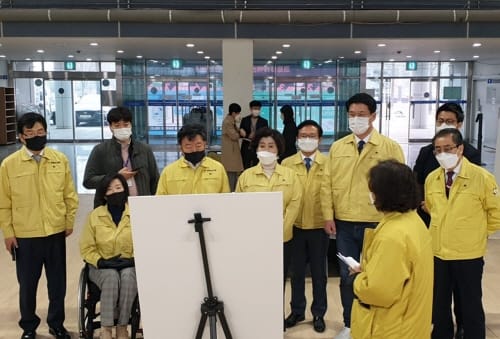 충남도의회 복환위, 충남우선선정 예방접종센터 현장방문