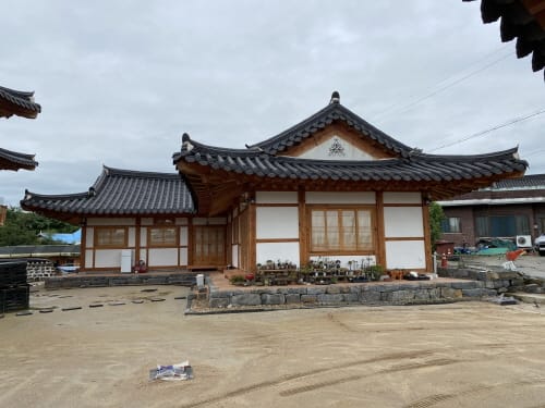 “고도 이미지도 찾고, 한옥 지원도 받으세요”