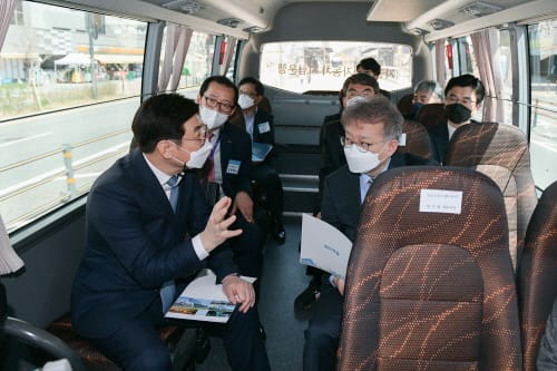 시민 태운 ‘자율주행버스’ 세종BRT 달린다