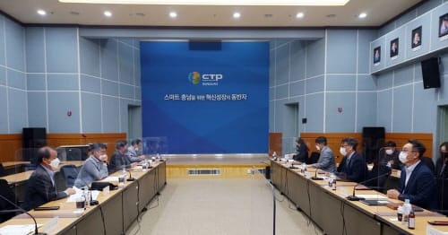 충남도의회 기경위 “디스플레이 초강국, 충남이 이끌자”