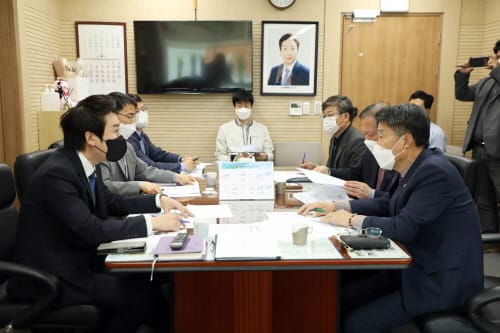 세종시의회 산건위, 옥천군의회 연구모임과 협력방안 논의