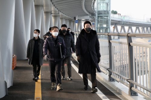 세종시의회 산업건설위원회 금강보행교 현장점검 실시