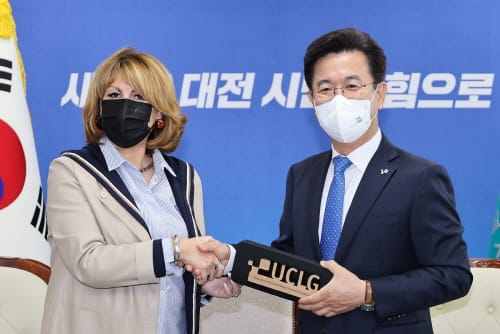 UCLG 세계사무총장, 허태정 대전시장 접견