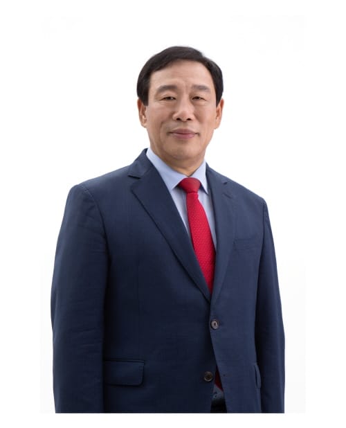 “시민 여러분, 초심 잃지 않겠습니다”