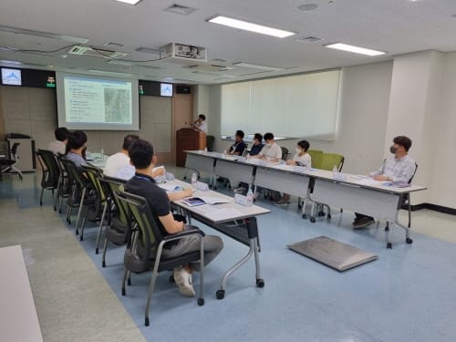 우람뜰 근린공원 보행로 ‘기존 계단 유지, 추가 완경사 계단 설치’ 확정