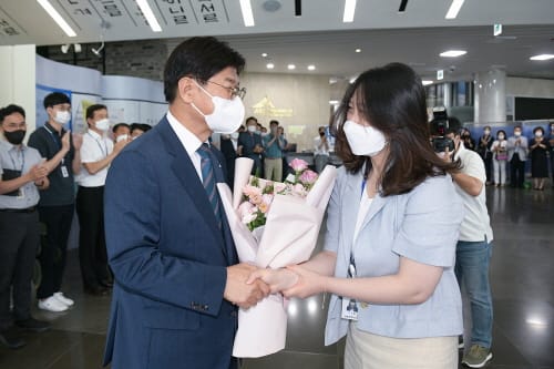 이춘희 세종시장 “지난 8년 감사합니다”