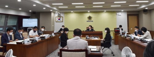 행문위 “코로나19로 어려운 관광업 활성화 고민해야”