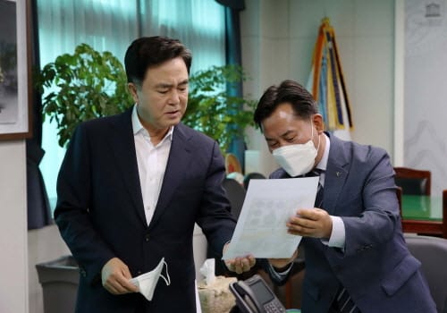 “사람이 머무는 부여, 사람이 모이는 청양 만들 것”
