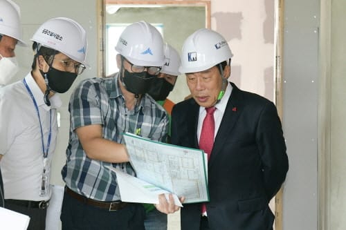 최민호 시장, 안전대전환 현장 집중안전점검