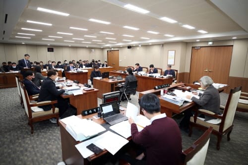 기획경제위원회, 공공기관 통합·고용창출·경제위기 대응 논의