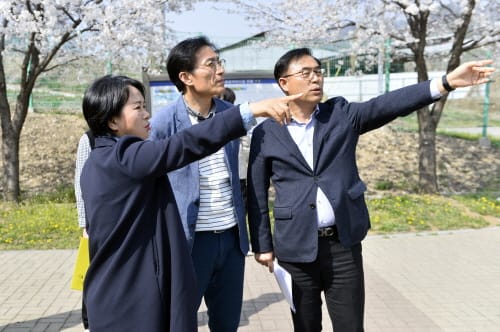 세종시의회 산건위, 가축분뇨공공처리시설 등 방문