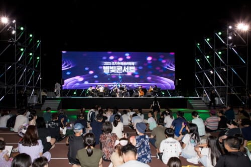 “어려운 농가 돕자” 조치원복숭아축제 6만 방문