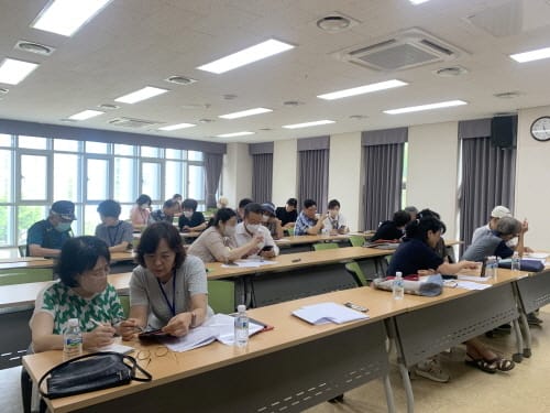 찾아가는 어르신 모바일 길잡이 사업 ‘순항 중’