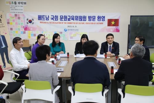 웬닥빙 베트남 국회 문화교육위원장, 세종시의회 예방