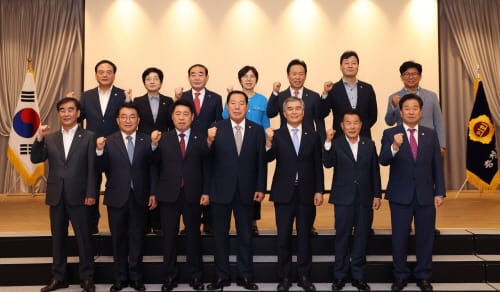 전국 시도의회 의장단 ‘지방의회 장기교육과정 확대 운영 등 건의안’ 채택