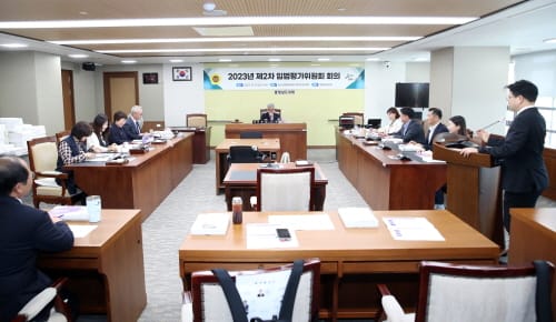충남도의회 제2기 입법평가위, 첫 업무보고로 활동 본격화