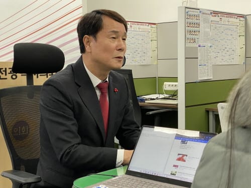 [다큐뉴스] 대전광역시의회 송년 기자회견 (12.28일)