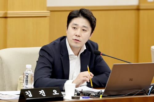 김진오 시의원 길고양이 관리 사업 근거 마련, ‘동물보호 조례’ 일부개정