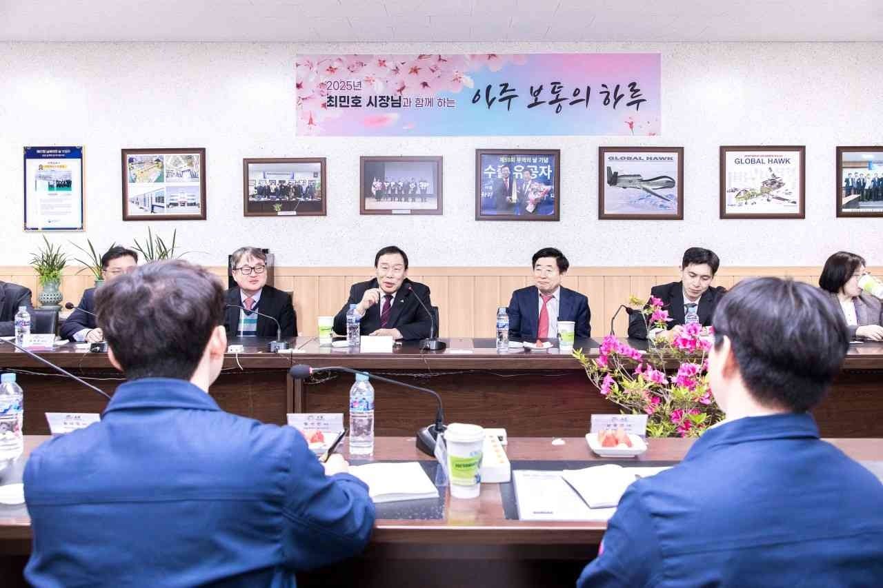 최민호 시장, 지역 기업과 현장 소통 계속