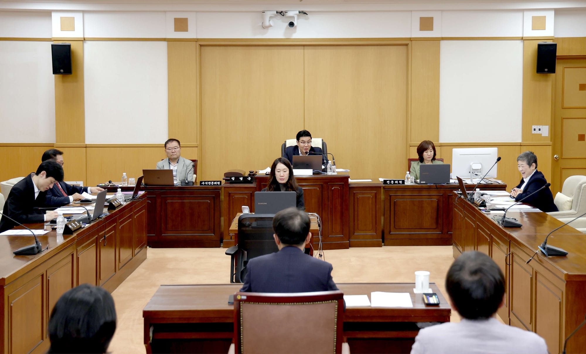 대전시의회 행정자치위원회, '자치구의회 지역구의 명칭·구역 및 의원정수조례 일부개정조례안' 원안가결