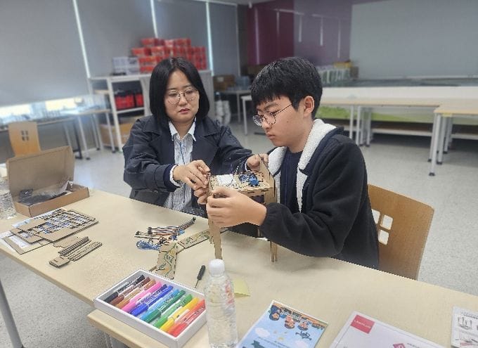 대전교육정보원, 꿈을 담아 드론을 날리다.