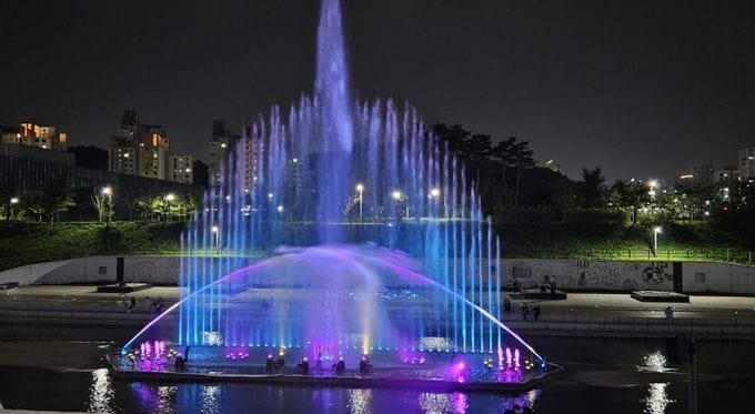 세종시, 한류 접목한 특별한 음악분수 본격 가동