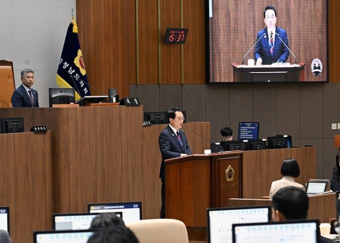 박수현 충남도지사 “비서실도 도의회 출석”