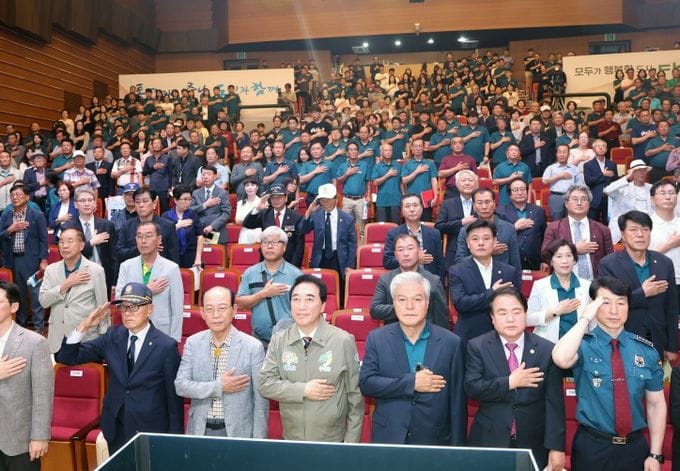 충남도 심장에 금산 새기고 ‘민원’ 직접 설명
