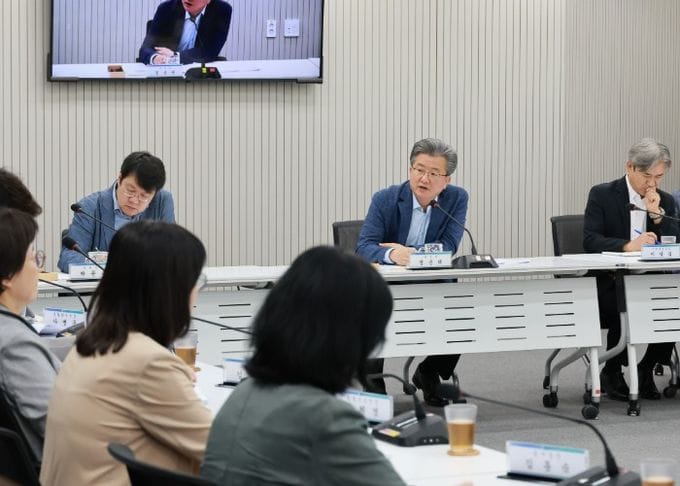 정용래 유성구청장 “AI 적극 활용 행정혁신·속도 높여야”