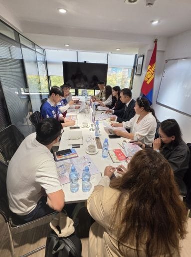 충남도 몽골 단체관광객 발길 잡는다