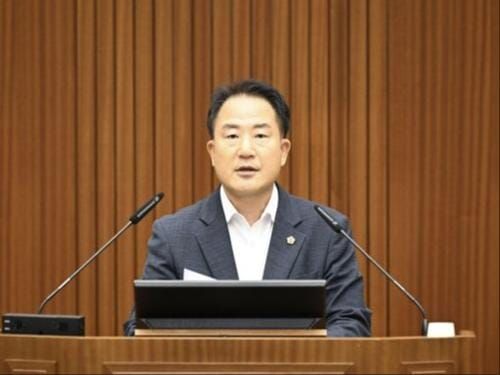 세종시의회 상병헌 의원, “예산안 갈등 상황에 현명한 방법으로 방안을 모색하자” 제안 post image