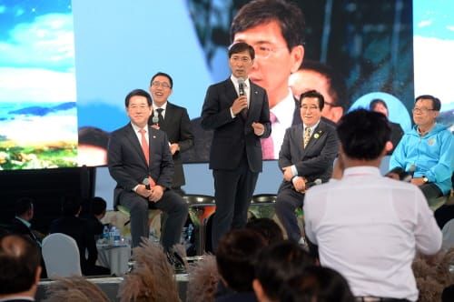 ‘생명의 뿌리, 인삼’ 2017금산세계인삼엑스포 개막 post image