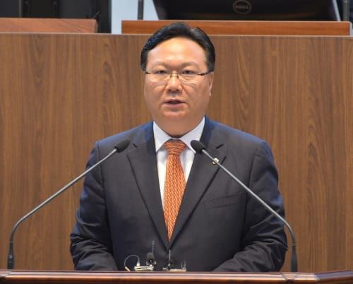 충남도의회 유병국 의원, 화장품 산업 육성 위한 기반 조성해야 post image