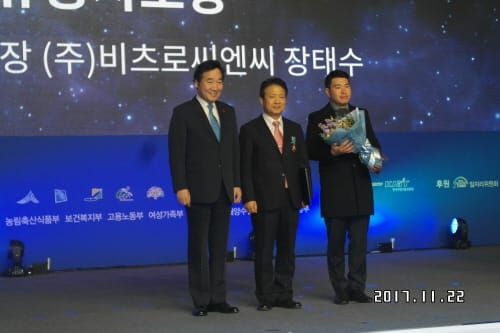 ㈜비츠로씨앤씨 장태수 회장 철탑산업훈장 수상 post image