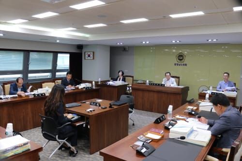 충남도의회 교육위원회, 충남교육청 예산관리 철저 기해야 post image