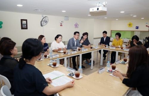 허태정 대전시장, 직소 민원 현장에서 첫 번째 현장시장실 열어 post image