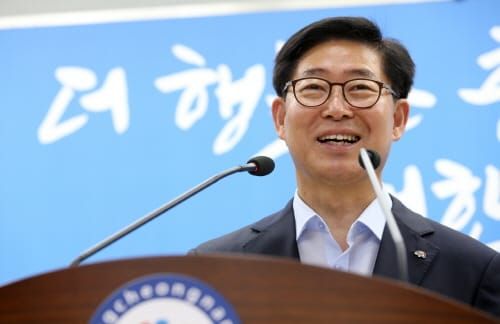 민선7기 첫 정무부지사에 나소열 비서관 post image