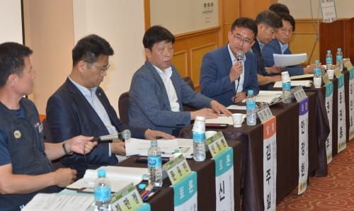 충남도의회, 노동정책 현주소와 올바른 추진 방향 토론회 개최 post image