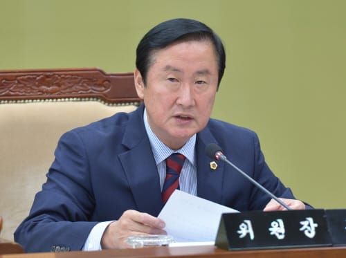충남도의회 내포특위원장에 김기영 의원 선출 post image