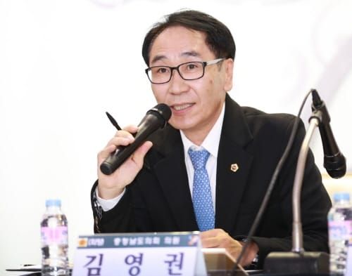 충남도의회, 중소상공인 지원 정책 및 경영 등 정보 공유의 장 마련 post image