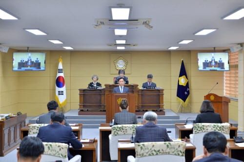 박정현 부여군수, 군정연설로 2019년 군정운영 방향 제시 post image