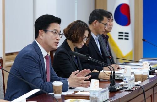 도심 속 힐링공간 둔산센트럴파크 첫걸음 내디뎌 post image