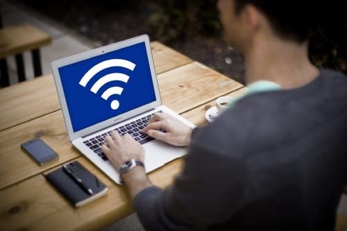 이제 고속도 휴게소에서 무료로 초고속 와이파이 사용 post image